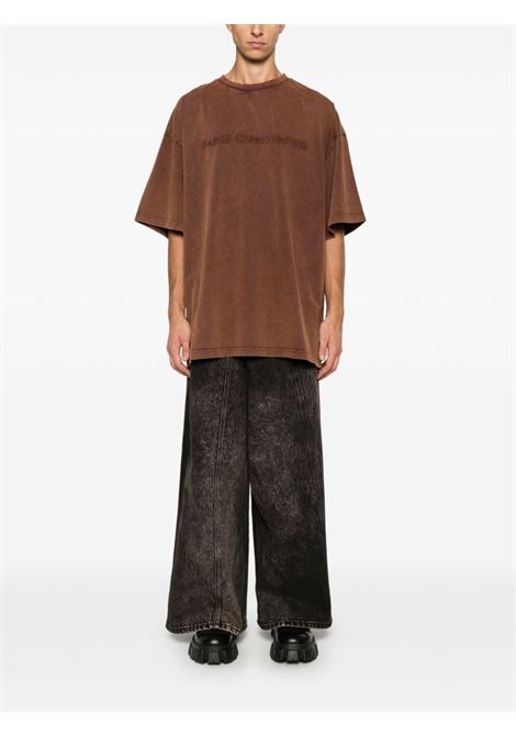 T-shirt con applicazione in marrone Feng chen wang - uomo FENG CHEN WANG | FUF18TS07KHK